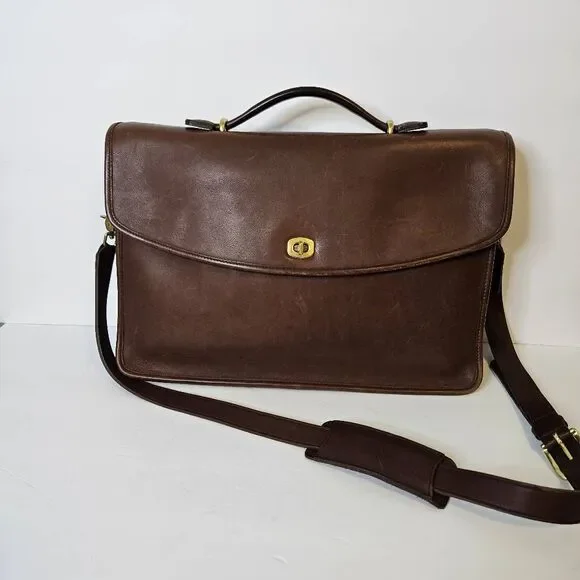 Vintage Coach Lexington brown leather satchel. #A925265