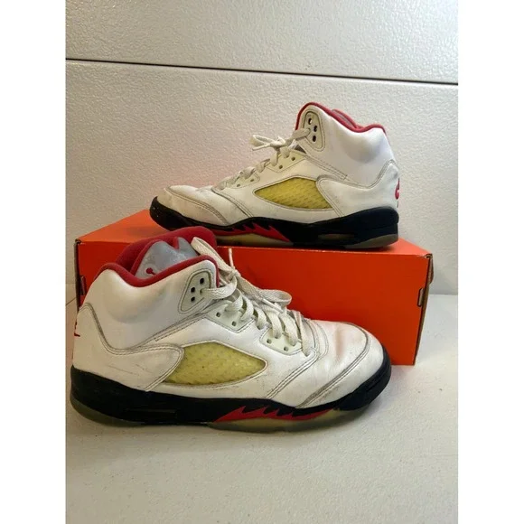 Nike Air Jordan 5 Retro Fire Red Silver Tongue White 6.5y #1958