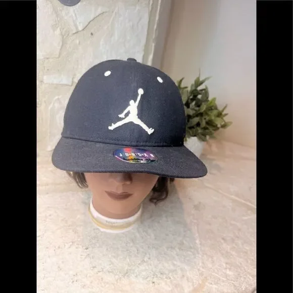 Jordan Jumpman black/white snapback cap
