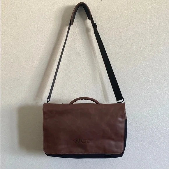 META Brown Black Large Messenger Laptop Travel Bag