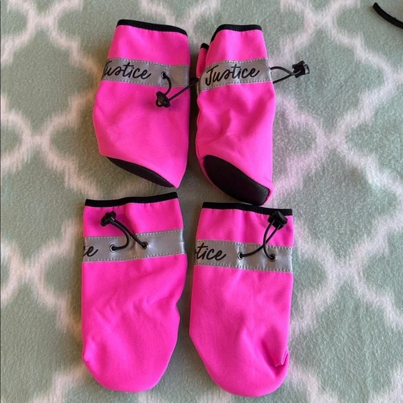 NWOT Justice Neon Pink reflective silver stripe dog Booties size L