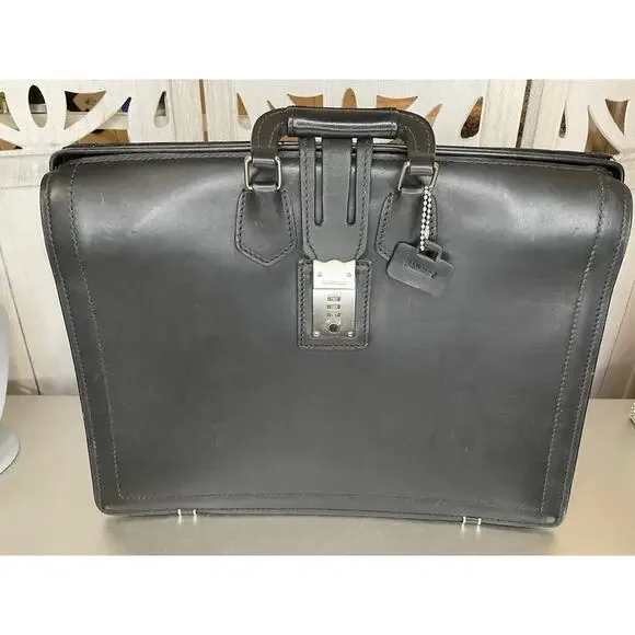 Schlesinger Black Smooth Leather Lawyer Briefcase Buckle & Combination Lock