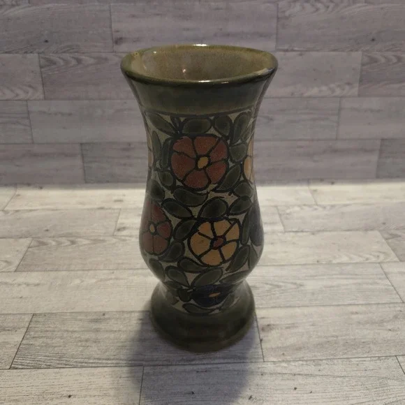 Mexican Floral Vase‎ Folk Art Pottery Hand Painted Lead Free 8.5