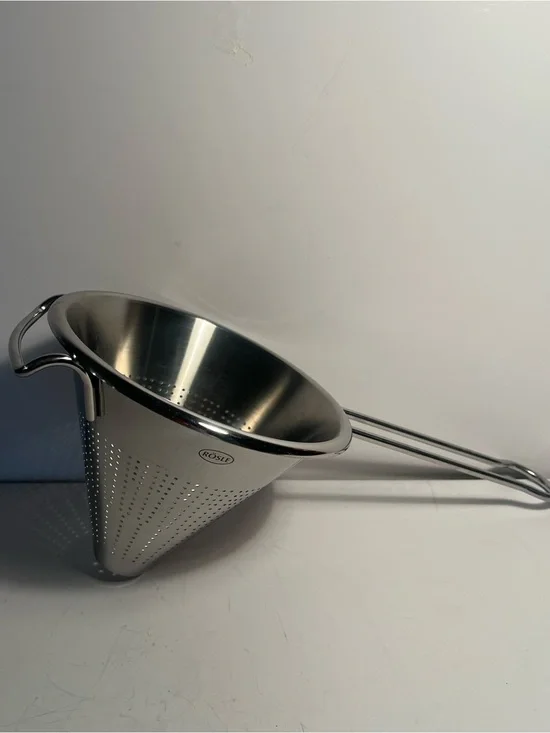 Rösle Stainless Steel Conical Fine Mesh Strainer (Luxury Cookware) 👩🏼‍🍳