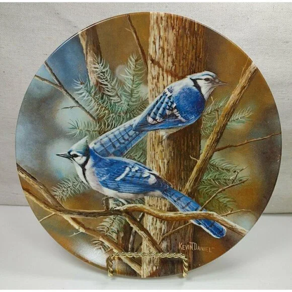 Edwin M Knowles 1985 The Blue Jay By Kevin Daniel Birds Collectors Plate 10120O