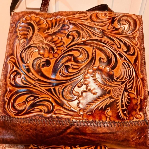 LIKE NEW! PATRICIA NASH TOSCANO BROWN TOOLED TUSCAN TOTE SHOULDER BAG!