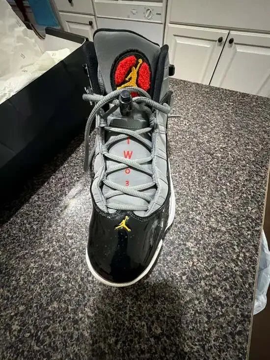 Jordan 6 Rings 'Light Graphite' Sneakers