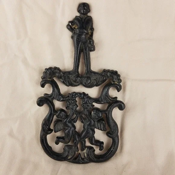 Vintage 1955 Cast Iron Trivet T-11 Cupid Sailor Cherub Black Metal Hot Plate 8.5