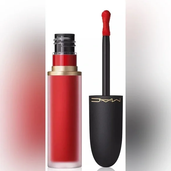 M·A·C Powder Kiss Lipcolor
