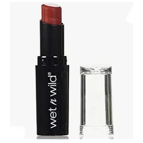 Wet n Wild Megalast Lip Color Stoplight Red Matte Classic Red 911D New Sealed
