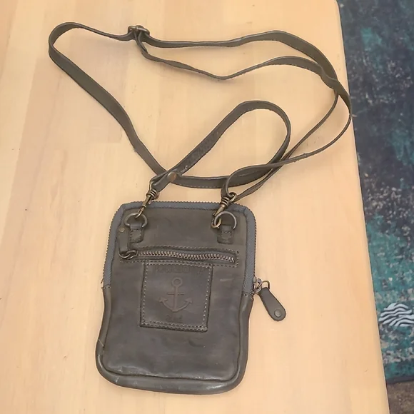 Men's Leather Anchor Messenger Bag