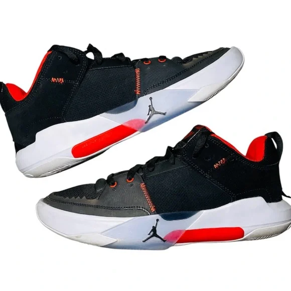 AIR JORDAN One Take 5 Mens Shoes Sneakers Size 9 Basketball Black Red