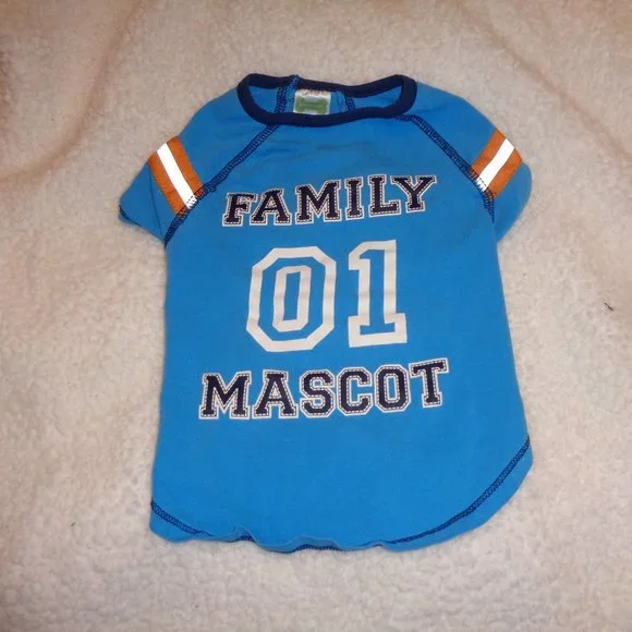 Wag-a-tude Family Mascot Dog Shirt Size Medium