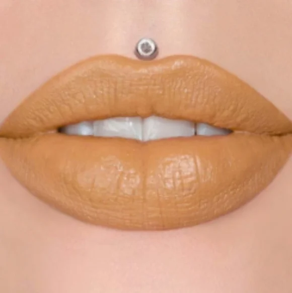 Jeffree Star Gardening Lipstick Velvety Finish