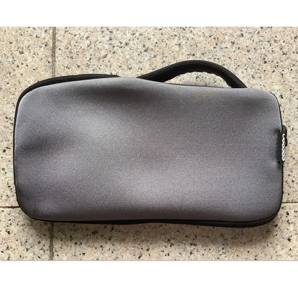 Cocoon mini iPad/accessories case