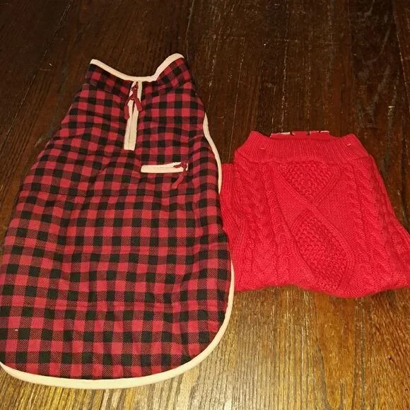 New Medium Red Knit Sweater Red Black Tan Buffalo Plaid Fleece Dog Jacket