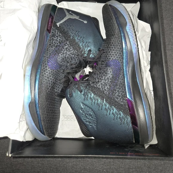 Air Jordan XXX1 Shoes with Box - Mens Size 8.5 - Black & Metallic Silver