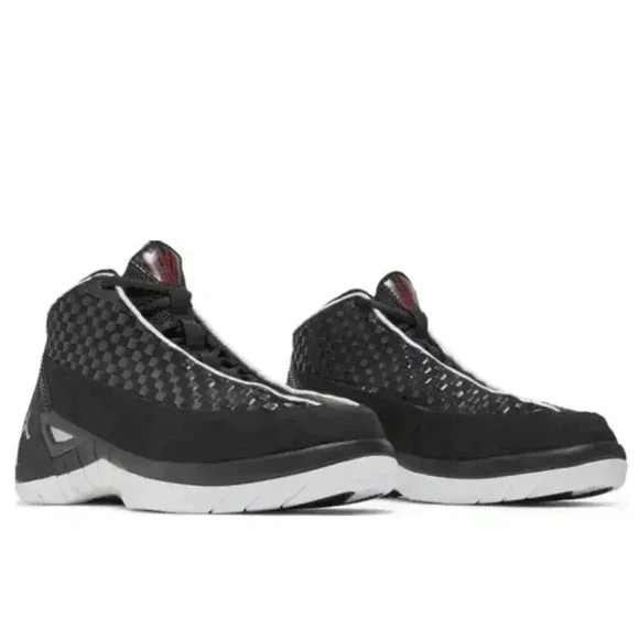 007 AIR JORDAN 15 RETRO SE 'BLACK METALLIC SILVER' MEN size 8.5