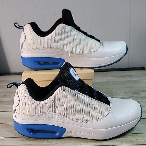 Jordan Comfort Viz Air 13 White/Italy Blue/Black Size Men's 7‎