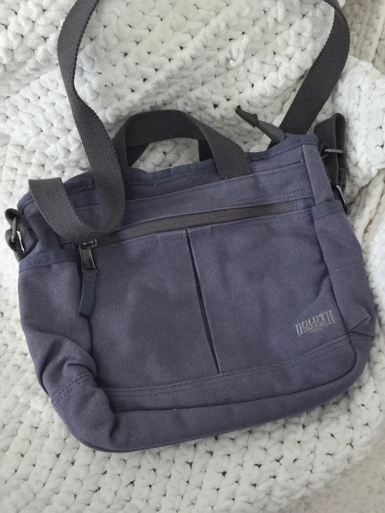 Duluth Trading Co Navy Canvas Messenger Bag with Black Strap