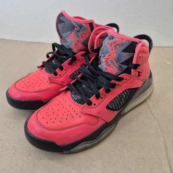 Size 11 Jordan Mars 270 x‎ Paris Saint-Germain Infrared CN2218-600