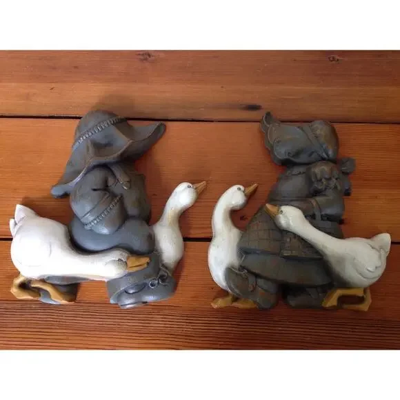 Vtg 1988 Burwood Boy Girl Kitsch Geese Plastic Decorative Wall Hangings USA