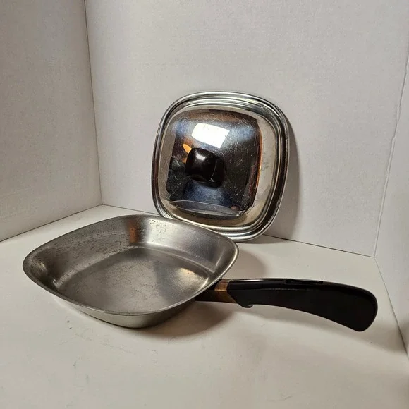 MCM Bridgeport Brass Co Square Skillet 9 Inch Stainless No 8500 with‎ Lid Retro
