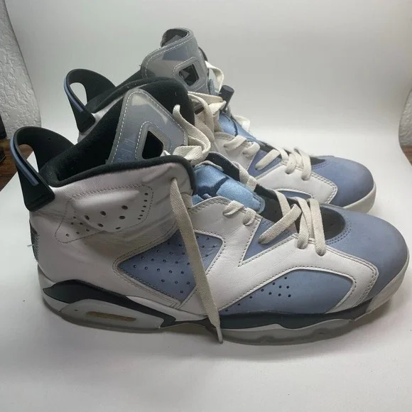 Air Jordan 6 Retro Mid UNC University‎ Blue Size 11.5 Shoes Only