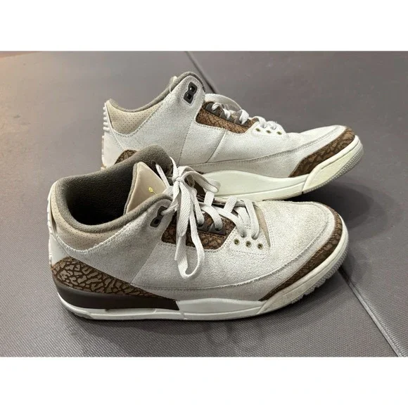 Air Jordan 3 Retro Palomino Cream Men's Size 9.5 (CT8532-102) Minor Wear