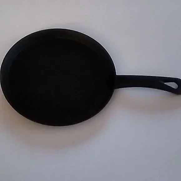 Small Iron Skillet