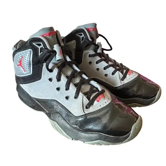 Jordan Max Aura Black‎ Wolf Grey Red Basketball Shoes CQ9449-001 Mens 8.5