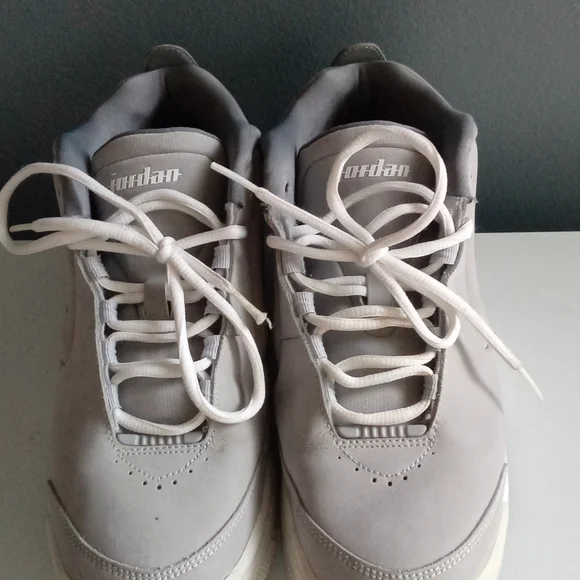 Jordan Air Jumpman Casual Basketball Shoes‎ Gray White Men Size 9.5