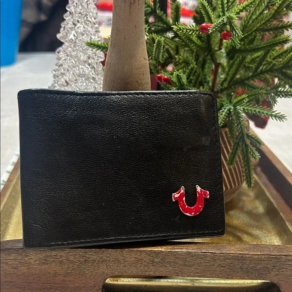 💥2/$10 True Religion Black Bi Fold Wallet with Red Logo