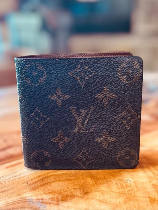 Louis Vuitton's men's monogram canvas bifold wallet, vintage
