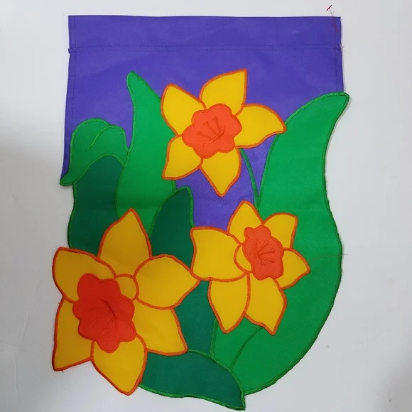 Mini Daffodil Garden Flag 11 x 15 nwot