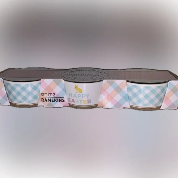NWT Vintage Set of Three Easter Ramekins Set