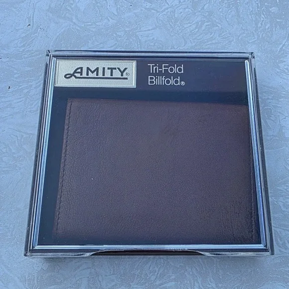 Amity Bermans Tri-Fold Billfold Wallet Brown Natural Leather Vintage USA NIB
