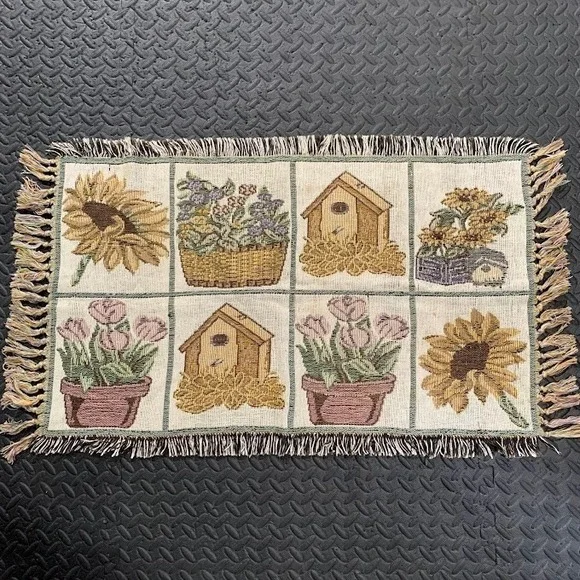 Vintage Tapestry Accent Rug Sunflowers Birdhouses Garden Grid Fringed Mat 21x36