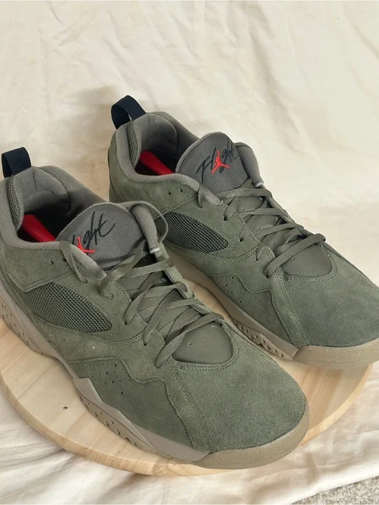 Jordan Air Jordan MVP 92 Medium Olive Khaki Suede Low Top Sneakers Men’s 18