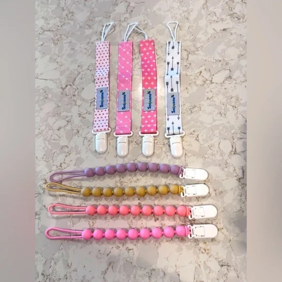 Pack of 8 Pacifier Clips - pink Purple Pacifier Clips Set
