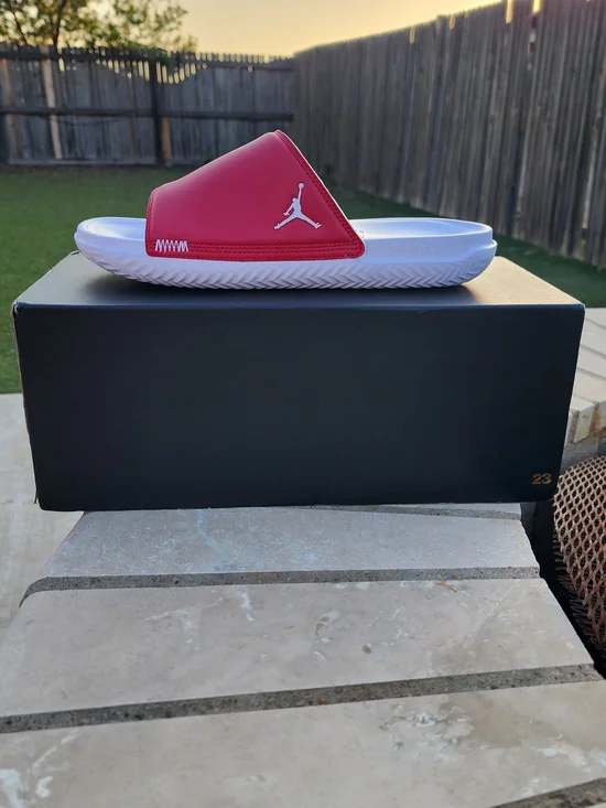 Jordan Play Slide Varsity Red / White