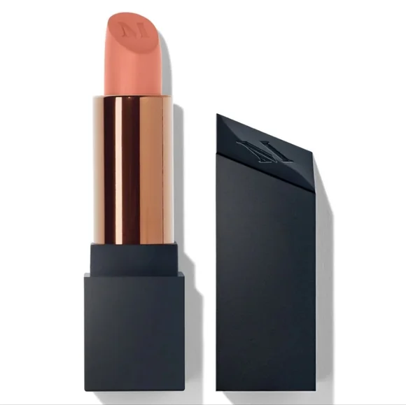 Morphe Mega‎ Matte Lipstick Kissy Face