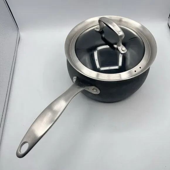 BELGIQUE 3 Quart HARD ANODIZED Saucepan and Glass Lid - Tools of Trade 30209