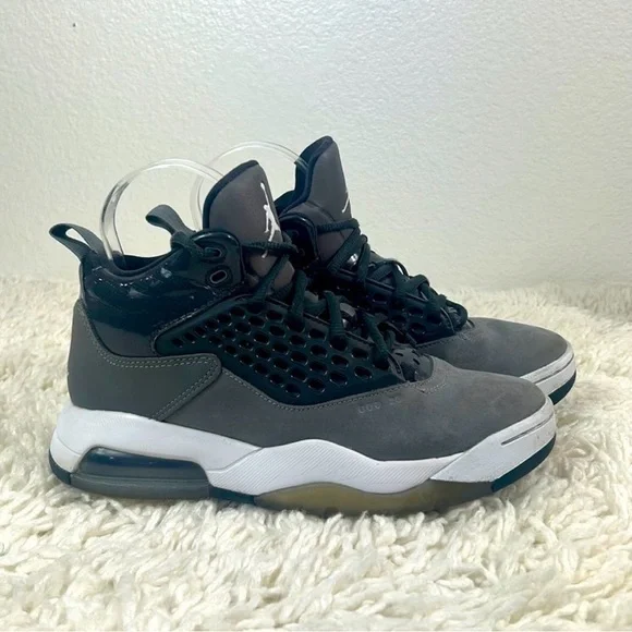 Youth‎ Jordan Maxin 200 Sneakers