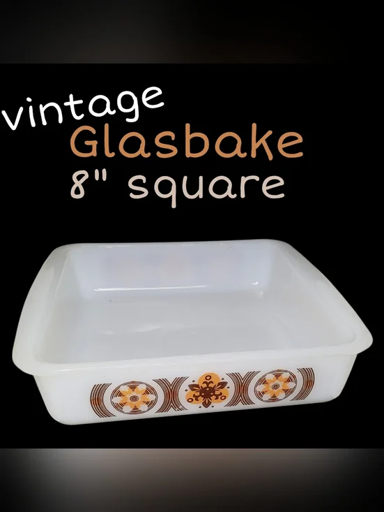 Vintage Mckee Glasbake 8
