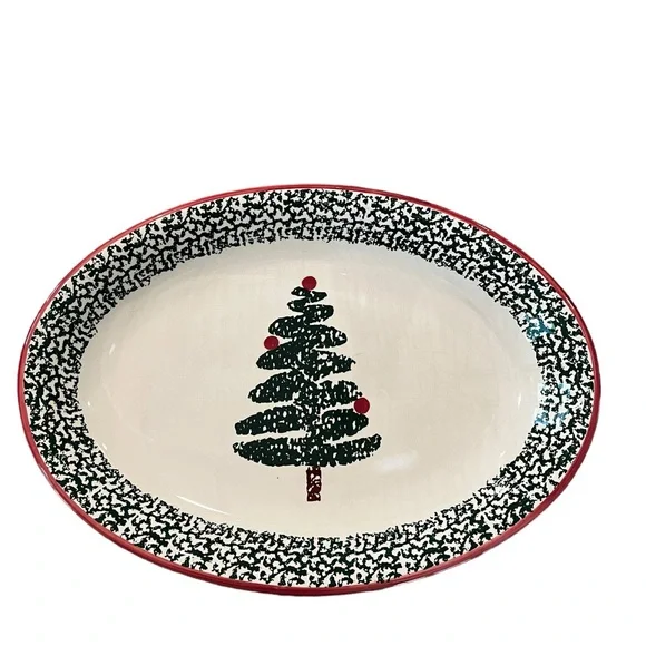 Furio Christmas Tree Sponge Paint Oval Serving Platter Made In Italy. 16” x 11.5
