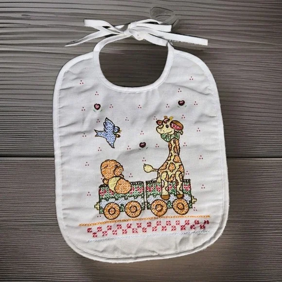 Bucilla Once Upon a Time Cross-stitch Baby Infant Feeding Bib‎ Giraffe Bear Tie