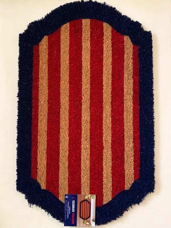 Hold Outdoor doormat red stripe navy trim