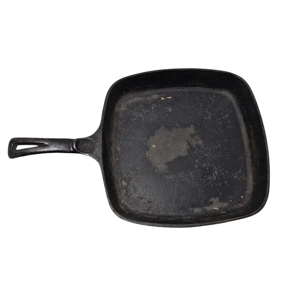 Vintage Wagner Ware Sidney O Square Skillet 1218B Cast Iron Black 9.5 Inch
