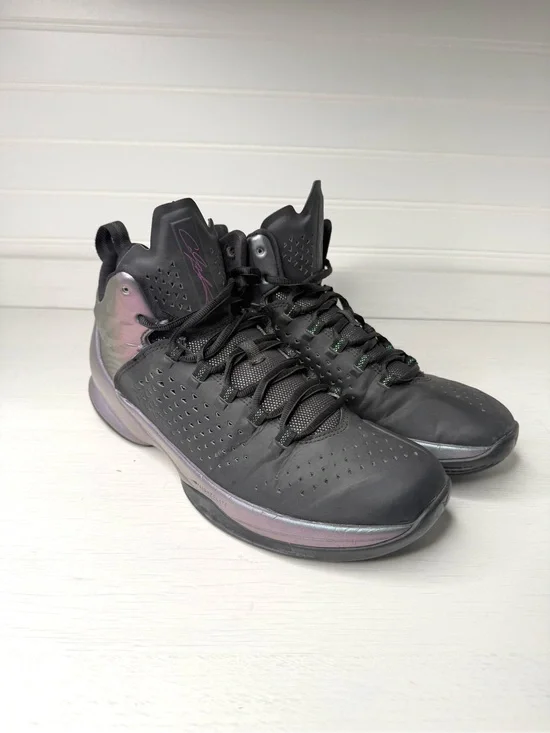 Size 7.5 Air Jordan Melo M11 